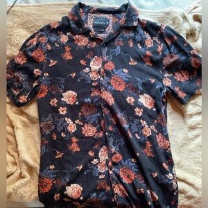 Men’s Floral Button up